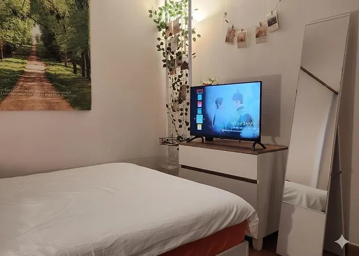Apartamento 2침대 Shin-nonhyeon Station 8-minute Walk Hospital Gangnam Travel Long A Space Where Feel Comfortable *